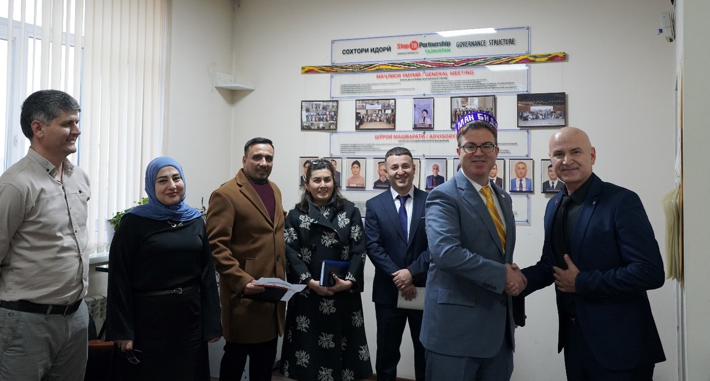 Visit of Director of USAID Tajikistan Mission to “My community free of TB” activity